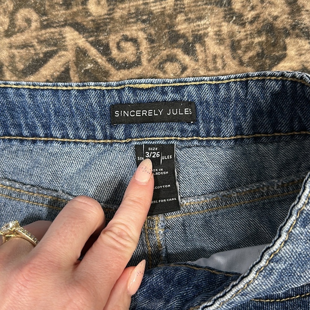 Bundle of two pairs of Sincerely Jules Denim Shorts • size 3/26 - Picture 3 of 7